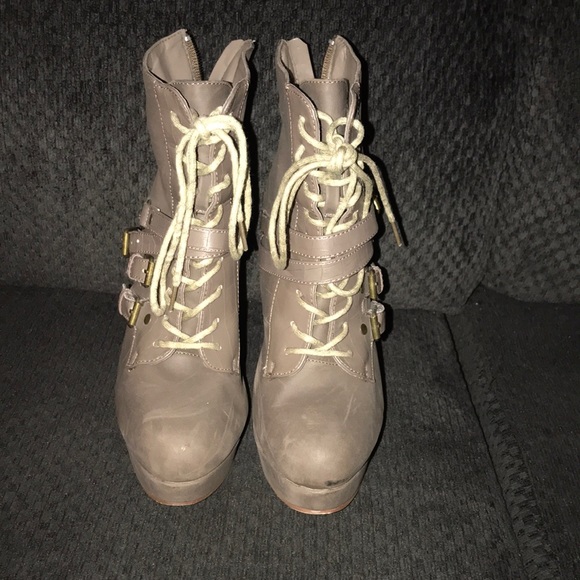 Just Fab Grey Buckled Booties - Picture 1 of 4